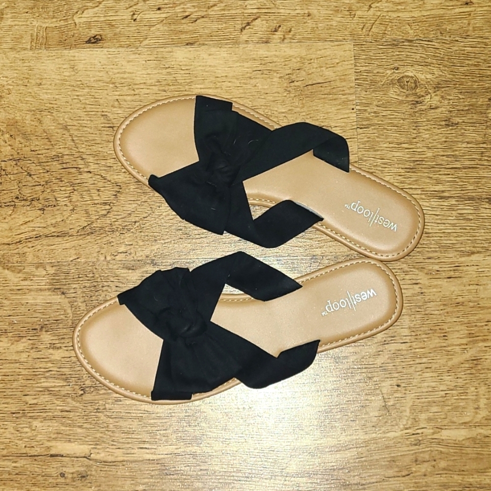 Westwood Bow Sandals